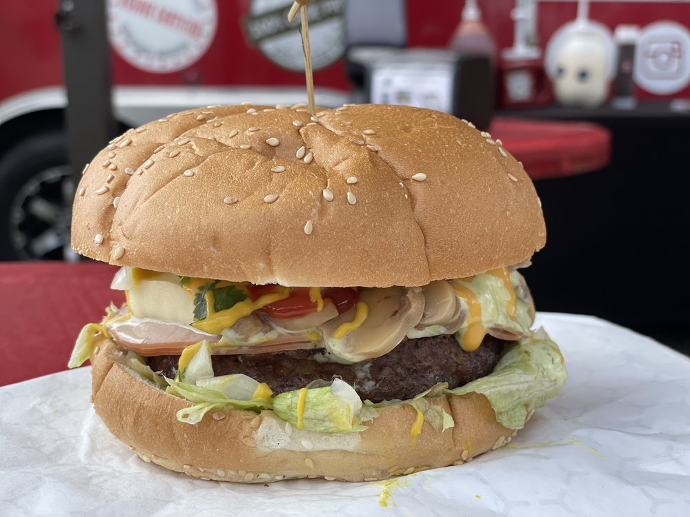 WORLD OF BURGERS Updated October 2024 18 Photos 6217 Fry Rd Katy