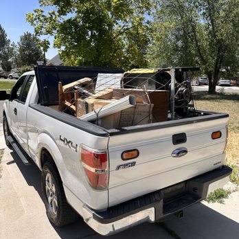Make It Vanish Junk Removal - Junk Removal & Hauling Near Me - Draper, Utah Make It Vanish Junk Removal - Junk Removal & Hauling Near Me - Draper, Utah