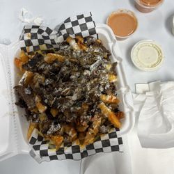Fry Daddys - Fry Daddy Fries, after the picture I added Fry Daddy sauce.