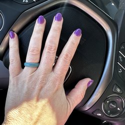 Star Ruby Nails - Gel manicure