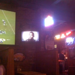 Taco Mac - Tv screens and bar...eating with the fam