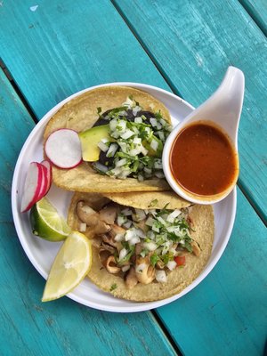 La Milpa Taqueria by null