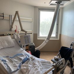Beebe Healthcare - This is an actual patient rokm at this hospital on April 20, 2023. WTH is with the vent hose from the ceiling thing and how is that hygenic?