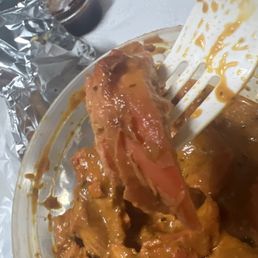 Old Tandoori chicken covered in gravy instead of the fresh batch of Butter chicken I actually ordered Old Tandoori chicken covered in gravy instead of the fresh batch of Butter chicken I actually ordered