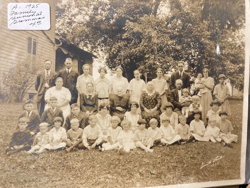 COPPER KETTLE ANTIQUES MALL Updated August 2024 115 E Main St