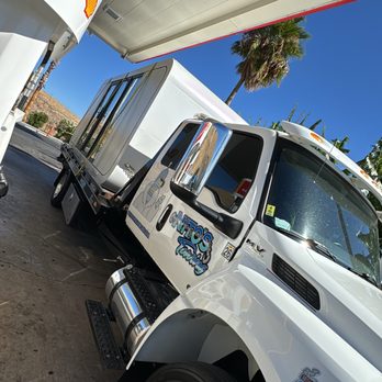Nito’s Towing - 20ft container home going to Las Vegas,NV - Towing Near Me Nito’s Towing - 20ft container home going to Las Vegas,NV - Towing Near Me