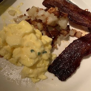 Shaw's Crab House - Eggs and bacon - Seafood Near Me - Chicago, Illinois