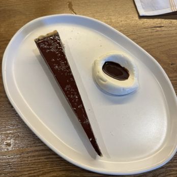 Restaurant Constance - Chocolate miso tart - New American Near Me - Charlotte, North Carolina
