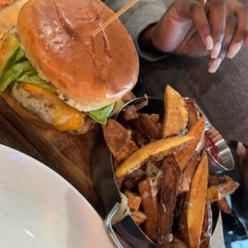 Table25 Fork + Wine - Spinach Feta Chicken Burger - New American Near Me - Douglasville, Georgia