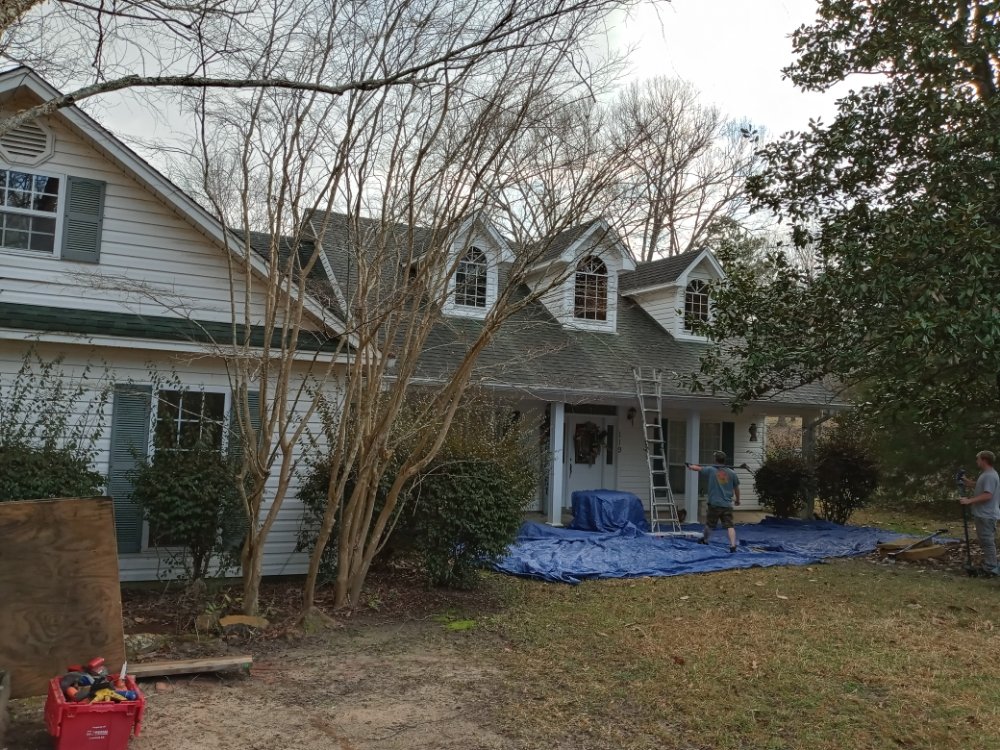 Slide of J&H Roofing & Repairs