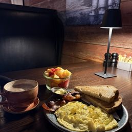 Eggs Your Way with fruits instead of potatoes Eggs Your Way with fruits instead of potatoes