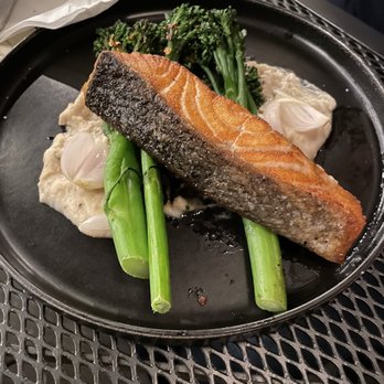 Quail State - Salmon - Cocktail Bars Near Me - Fresno, California