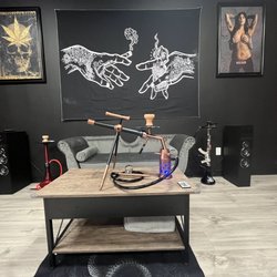 Viper Vapes - Loung area