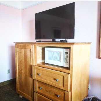 Seabird Lodge - Microwave from 1940s - Hotels Near Me - Fort Bragg, California Seabird Lodge - Microwave from 1940s - Hotels Near Me - Fort Bragg, California