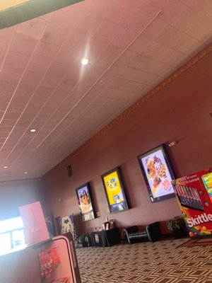 Marcus Crosswoods Cinema by null
