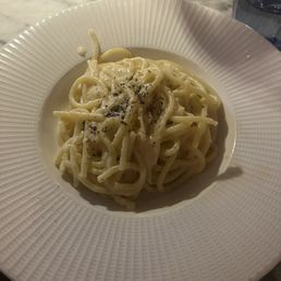 *Cacio E Pepe* *Cacio E Pepe*
