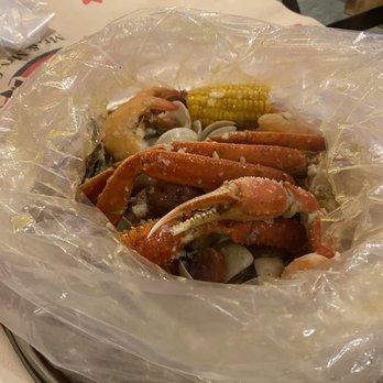 Mr. and Mrs. Crab - Seafood Near Me - Tampa, Florida Mr. and Mrs. Crab - Seafood Near Me - Tampa, Florida
