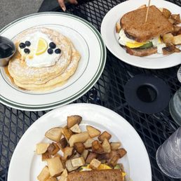 Breakfast sandwich and lemon ricotta pancakes Breakfast sandwich and lemon ricotta pancakes