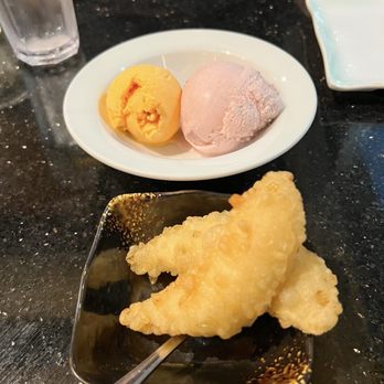 Maguro House - Red bean ice cream, mango ice cream & dep fried banana - Japanese Near Me - Toronto, Ontario Maguro House - Red bean ice cream, mango ice cream & dep fried banana - Japanese Near Me - Toronto, Ontario