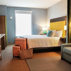 Home2 Suites by Hilton Hayward - Guest room