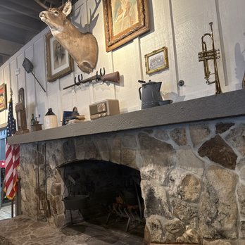 Cracker Barrel Old Country Store - Breakfast & Brunch Near Me - Pembroke Pines, Florida