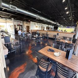 CAPS Steakhouse - Dining room