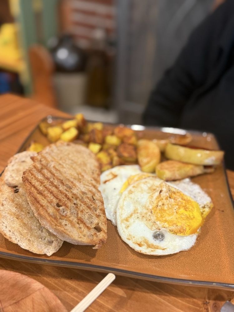 Food from Sugar & Loaf Bakery