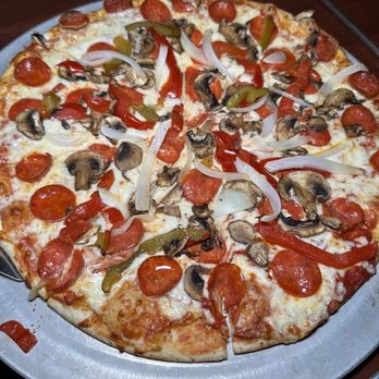 Sun Tavern - Tavern Special Pizza - Italian Near Me - Roselle Park, New Jersey