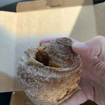La Casita Bakeshop - Churro cruffin - Bakeries Near Me - Richardson, Texas