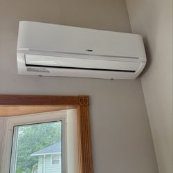 Eugene's Heating and Air conditioning - New Minisplit