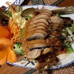 Crispy duck with vegetables