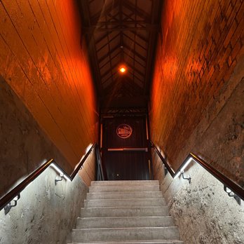 Ace Gillett's - Entrance - Lounges Near Me - Fort Collins, Colorado