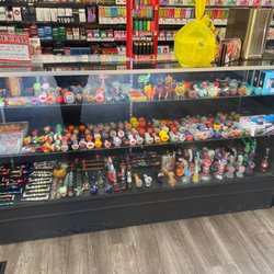 Cali Smokes and Vapes
