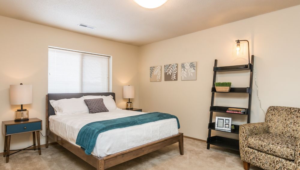 STEEPLECHASE 66 Photos 1125 S Ebenezer Ave, Sioux Falls, South