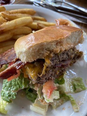 Moreland's Tavern by null