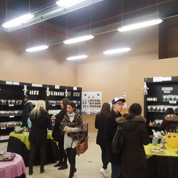 CFX - The Chocolate Factory - Chocolatiers & Shops Near Me - Niagara Falls, Ontario