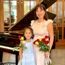 OC Music Studio - Ms Anna wih Grace Nguyen.