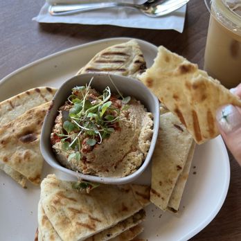 Retreat - hummus - Cafes Near Me - Seattle, Washington