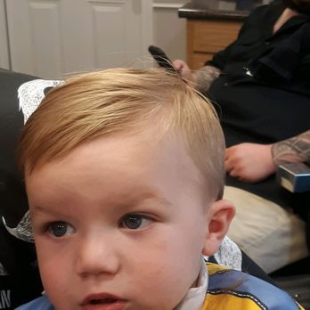 Squish's Barber Shop - Barbers Near Me - Daphne, Alabama
