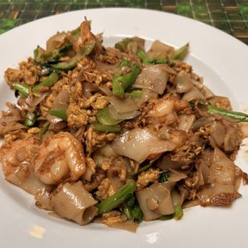 Natalee Thai - Pad See Ew w/Shrimp - Thai Near Me - Los Angeles, California