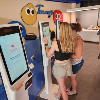 Teamoji Madison - Ordering kiosks - Bubble Tea Near Me - Madison, Wisconsin