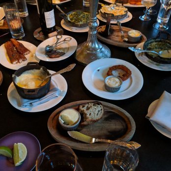Maple & Ash - Steakhouses Near Me - Chicago, Illinois