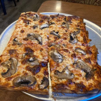 Aloy's Italian Restaurant - Mushrooms perfect - Italian Near Me - Poughkeepsie, New York Aloy's Italian Restaurant - Mushrooms perfect - Italian Near Me - Poughkeepsie, New York