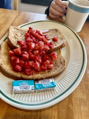 Benson's By The Beach by null