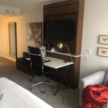 Hotel Grand Pacific - Cute clean room - Hotels Near Me - Victoria, British Columbia Hotel Grand Pacific - Cute clean room - Hotels Near Me - Victoria, British Columbia
