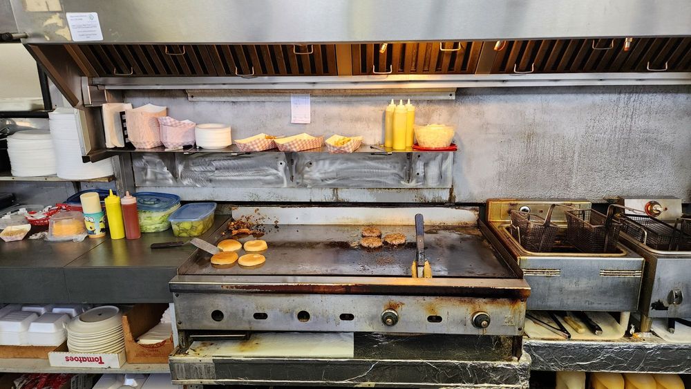 HAMBURGER HOUSE Updated September 2024 25 Photos & 10 Reviews Hwy 28, Mize, Mississippi