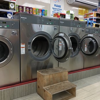 Sarah Ariel Laundromat - $4.50 machines - Laundromat Near Me - Queens, New York Sarah Ariel Laundromat - $4.50 machines - Laundromat Near Me - Queens, New York