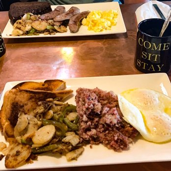 Bailey’s Irish Pub - a plate of food - American Near Me - Leavenworth, Kansas Bailey’s Irish Pub - a plate of food - American Near Me - Leavenworth, Kansas