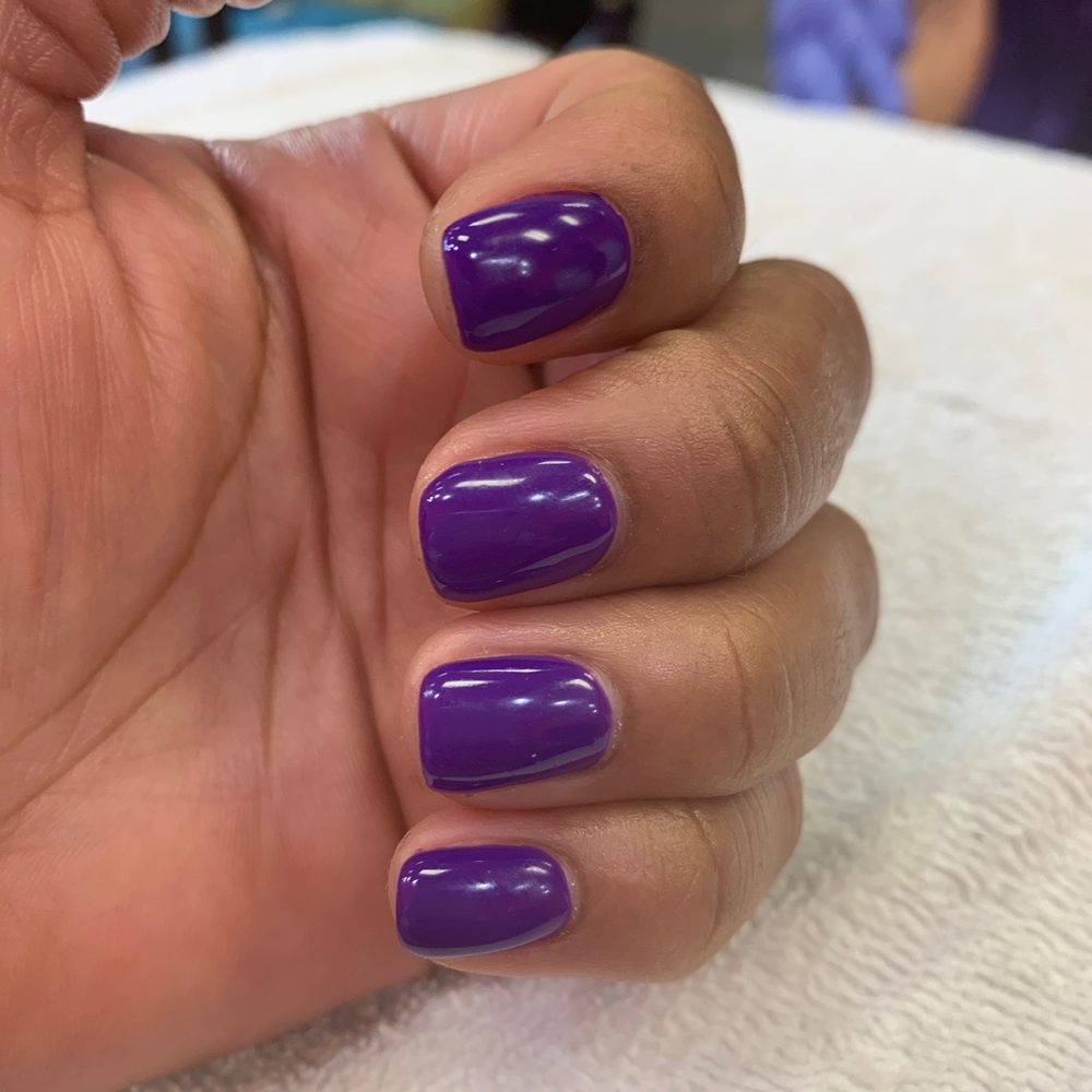 Gel manicure by linda love it