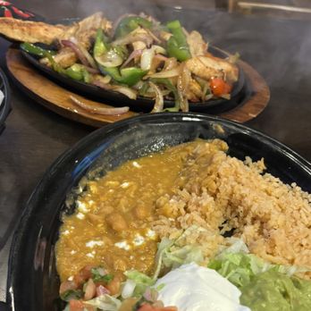 Casa Real - Chicken Fajitas - Mexican Near Me - Las Vegas, Nevada Casa Real - Chicken Fajitas - Mexican Near Me - Las Vegas, Nevada